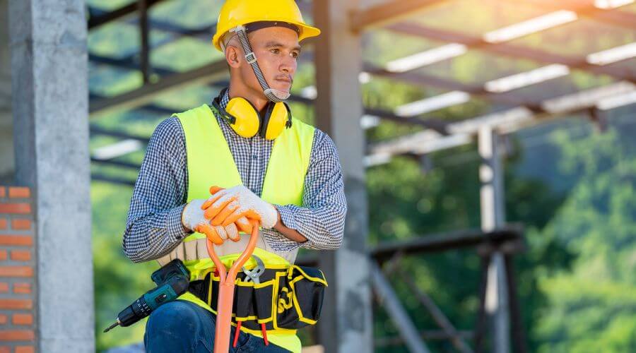 Professional gutter cleaning in Oneill, NE